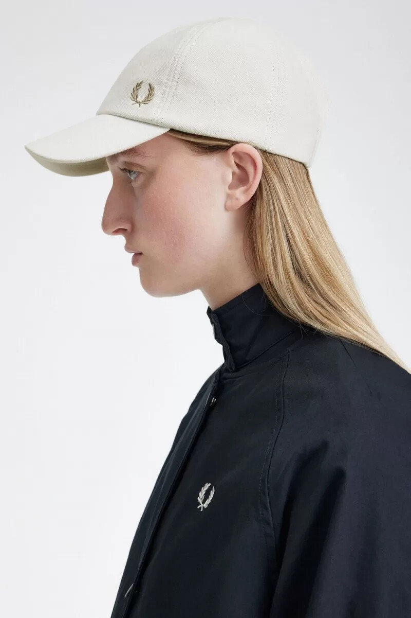 fred perry classic pique mens caps snow white green
