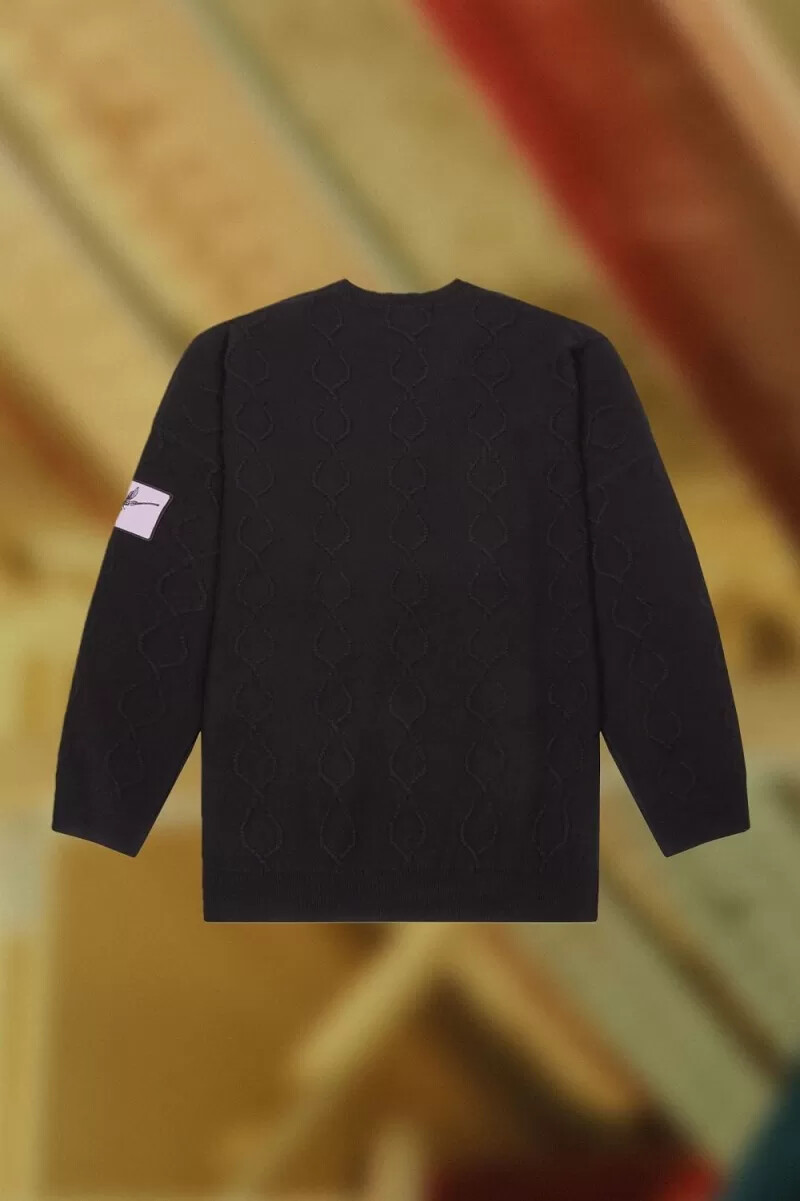 fred perry oversized laurel wreath mens jumper black
