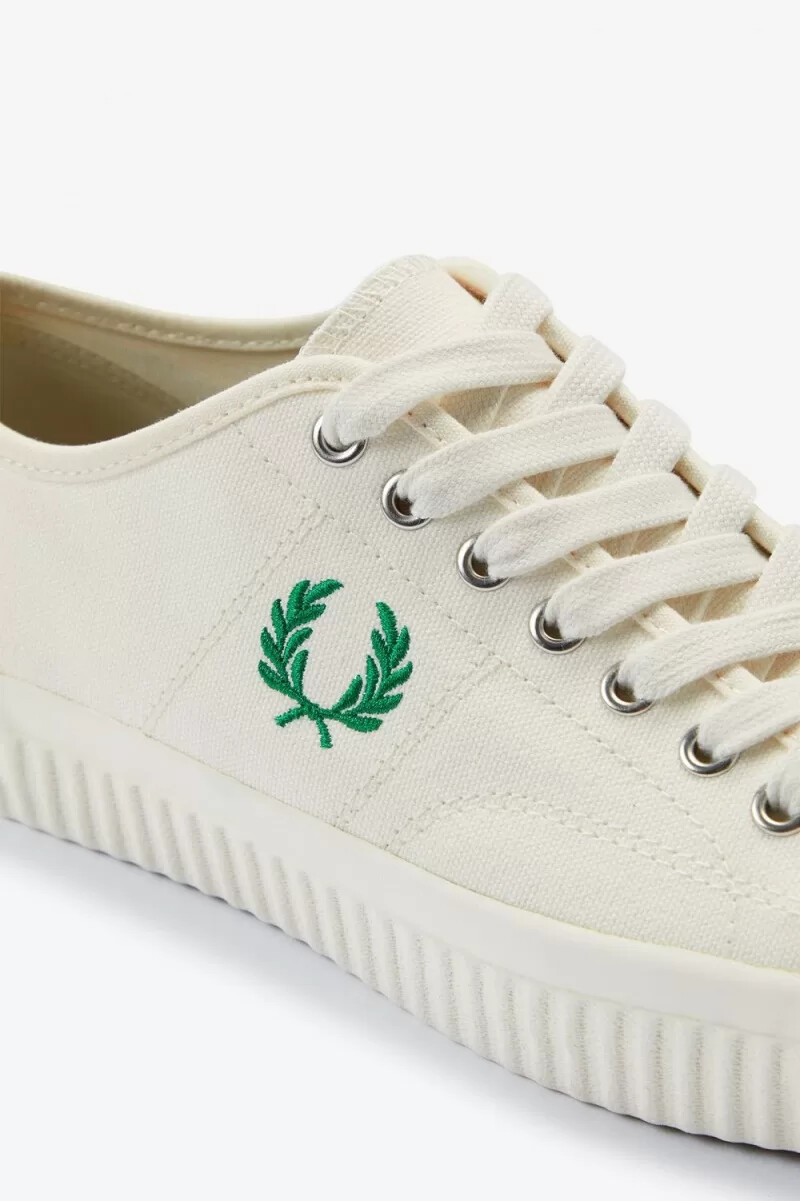 fred perry low hughes mens plimsolls light beige