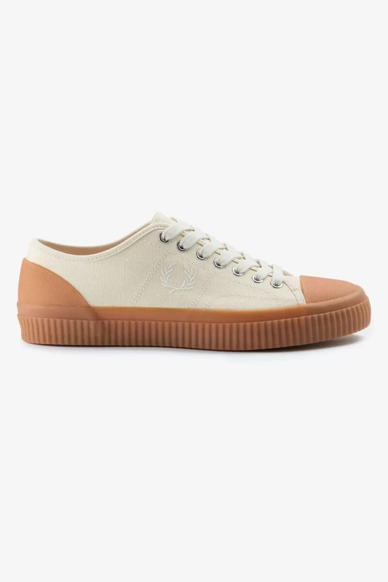 fred perry low hughes mens plimsolls beige light beige