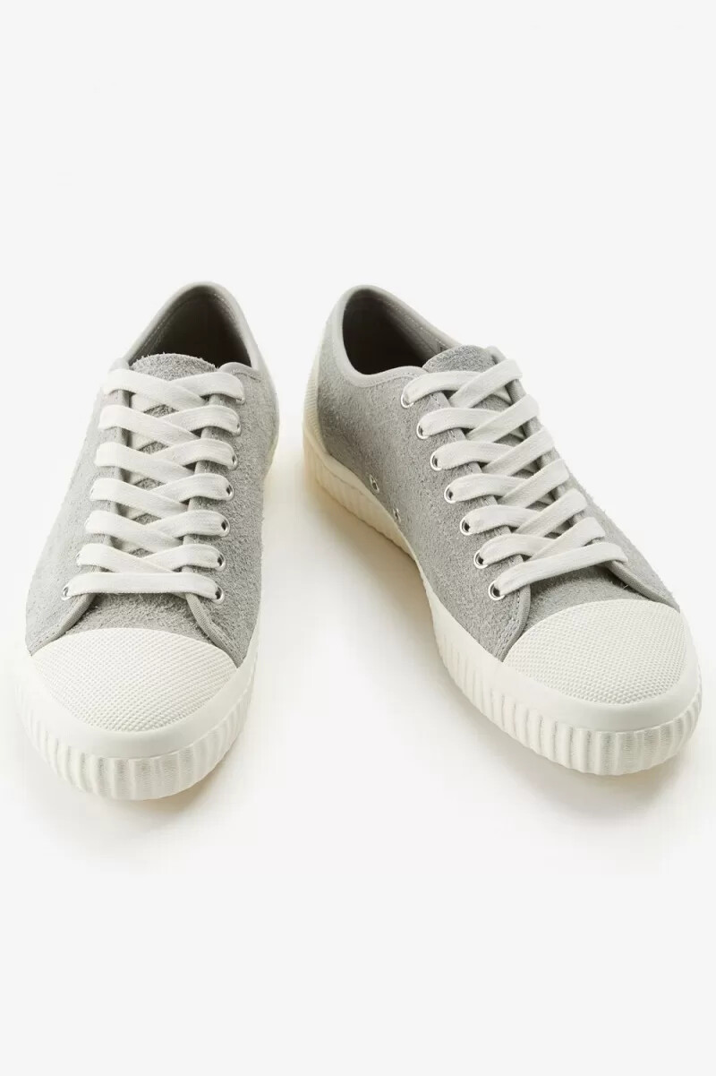fred perry hughes low mens plimsolls grey
