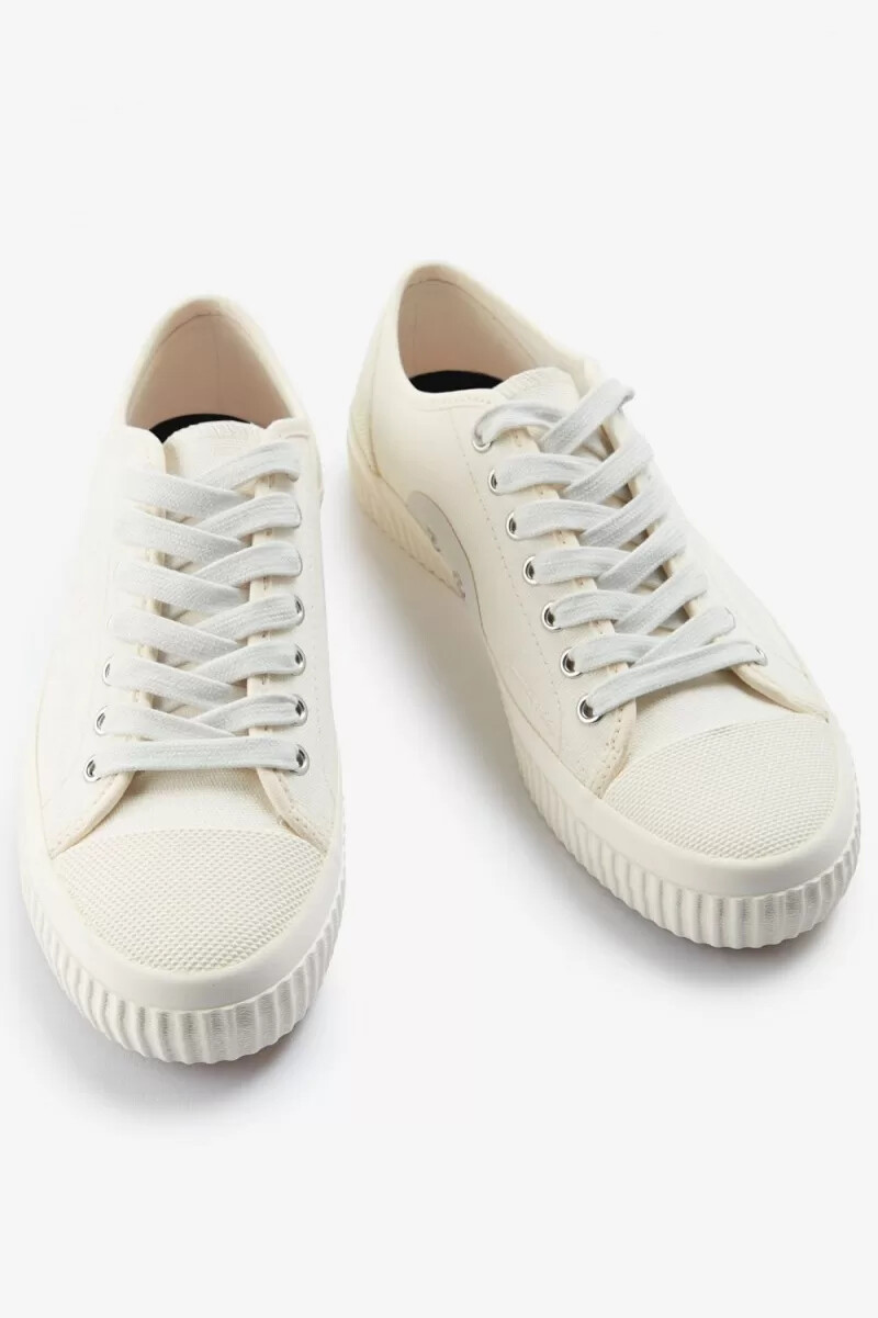 fred perry low hughes mens plimsolls ivory light beige