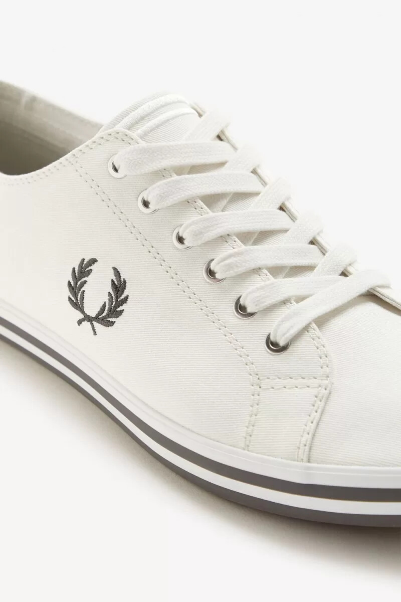 fred perry kingston mens plimsolls snow white