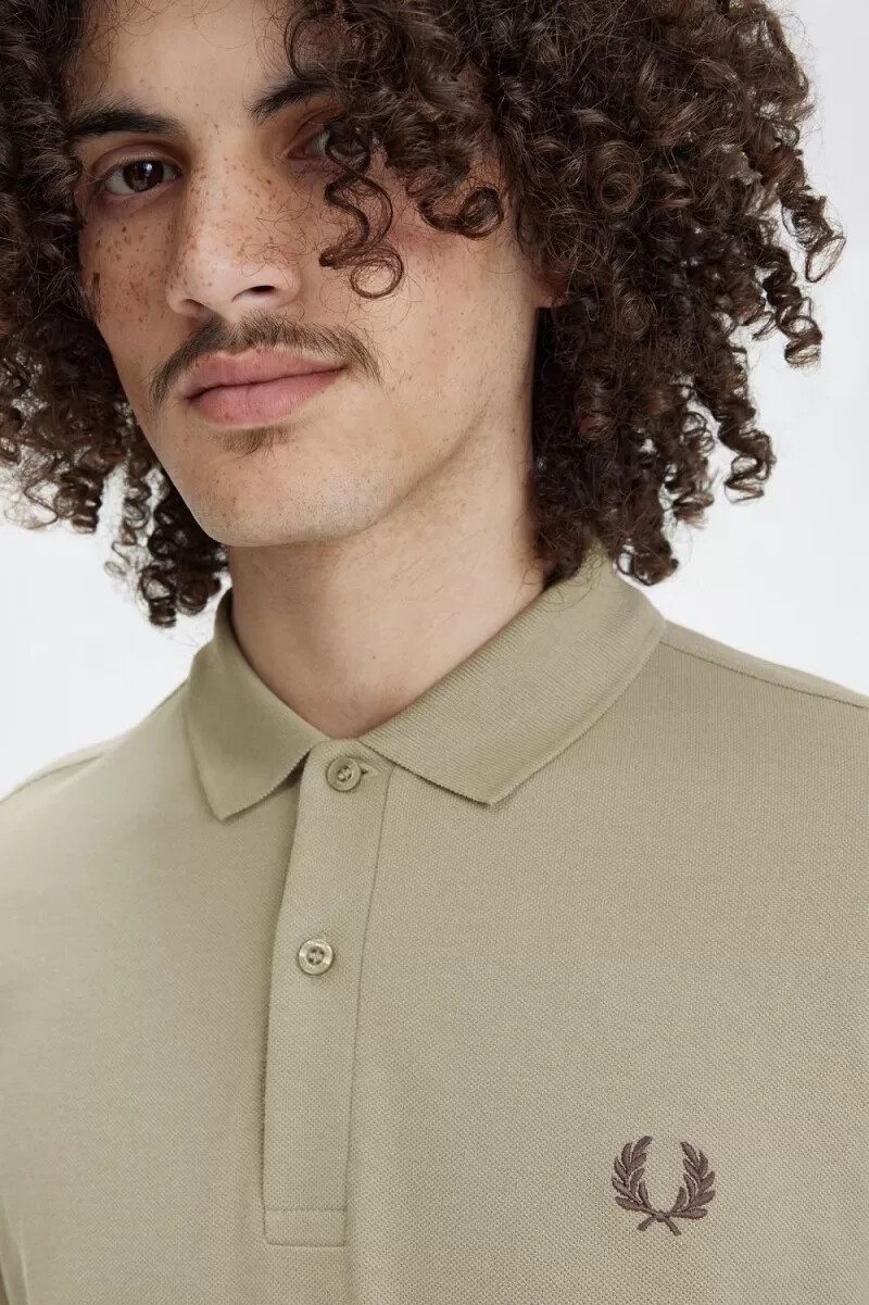 fred perry m6006 mens shirt warm grey dark red