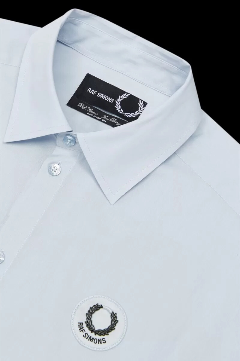 fred perry oversized patch detail mens shirt cloud blue