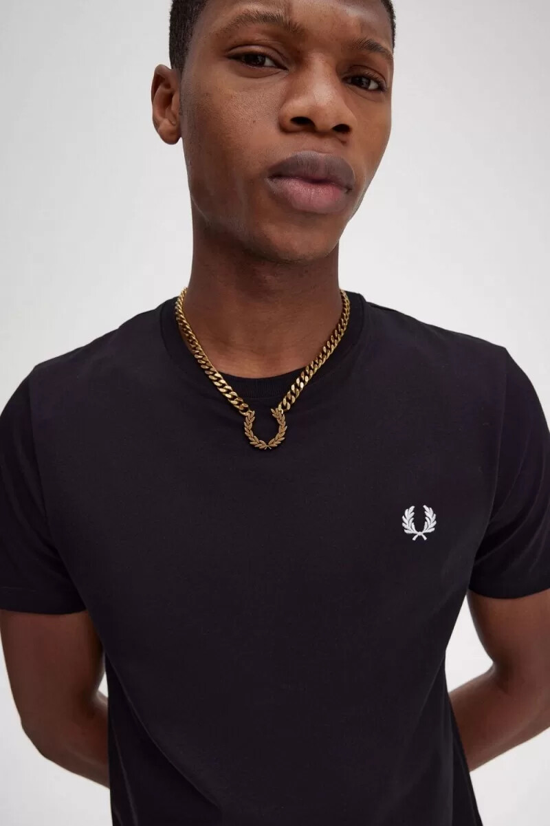 fred perry chunky laurel wreath necklace womens jewellery gold