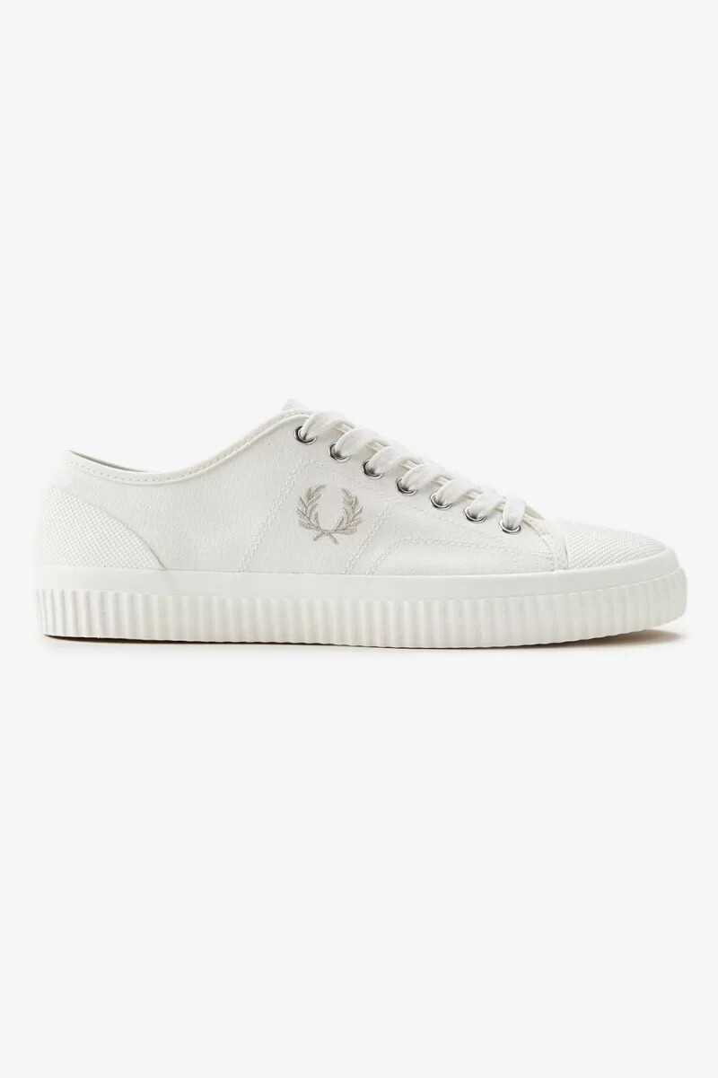 fred perry low hughes womens plimsolls light beige oatmeal