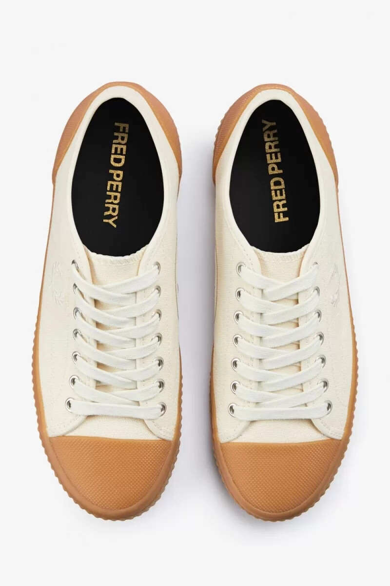 fred perry low hughes womens plimsolls beige light beige