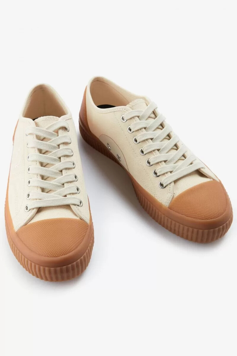fred perry low hughes womens plimsolls beige light beige